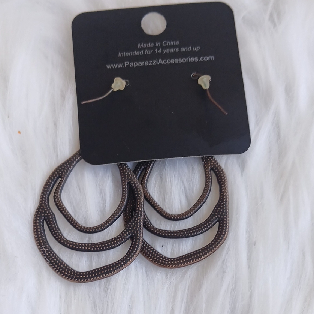 Paparazzi Brass Hoop Earrings - Picture 6 of 6